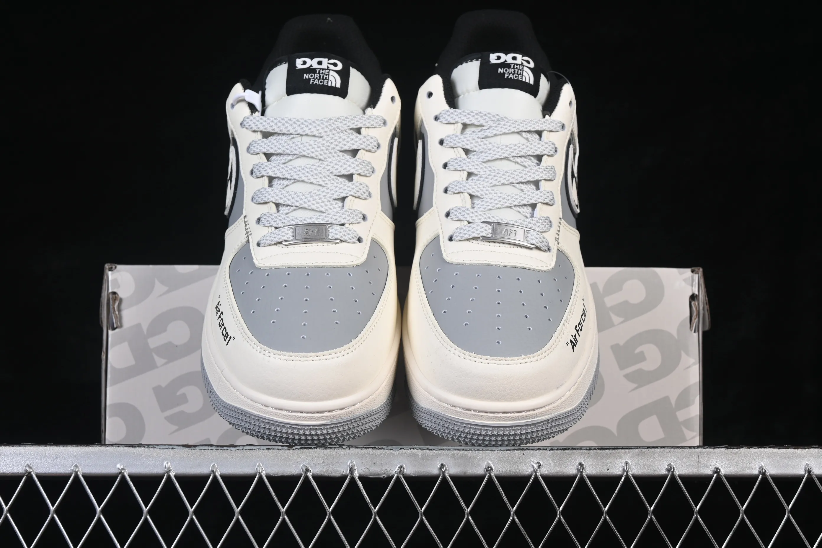 All categories Nk Air Force 1 Air Force series Nk Air Force 1 Low Air Force low top Nike Air Force 1'07 Low North Face joint beige black gray Air Force 1 low top casual sneakers JP8028-066